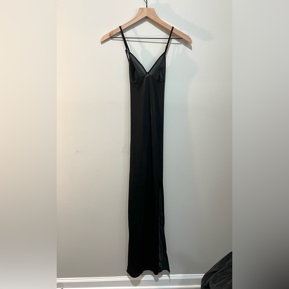Savage X Fenty Slit Maxi Dress - Picture 2 of 6